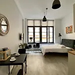 Апартаменты Premier Suites *