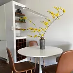 Premier Suites Апартаменты *