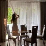 Premier Suites Апартаменты *