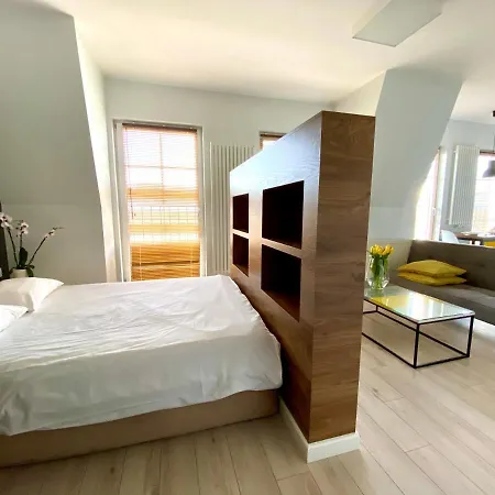 Premier Suites *