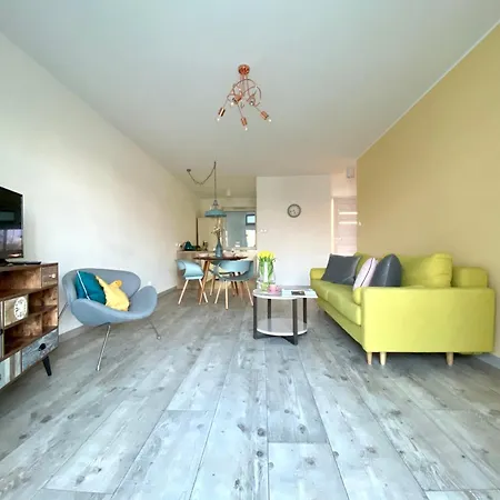 Premier Suites *